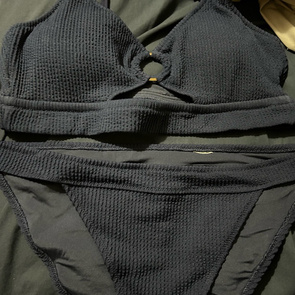 Blue Textured Bikini Set - Picture 2 of 5